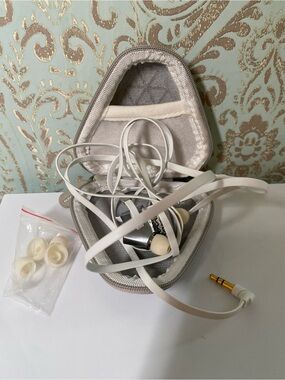 Heartbeats by Monster Beats by Dre x Lady Gaga Earbuds and Case
